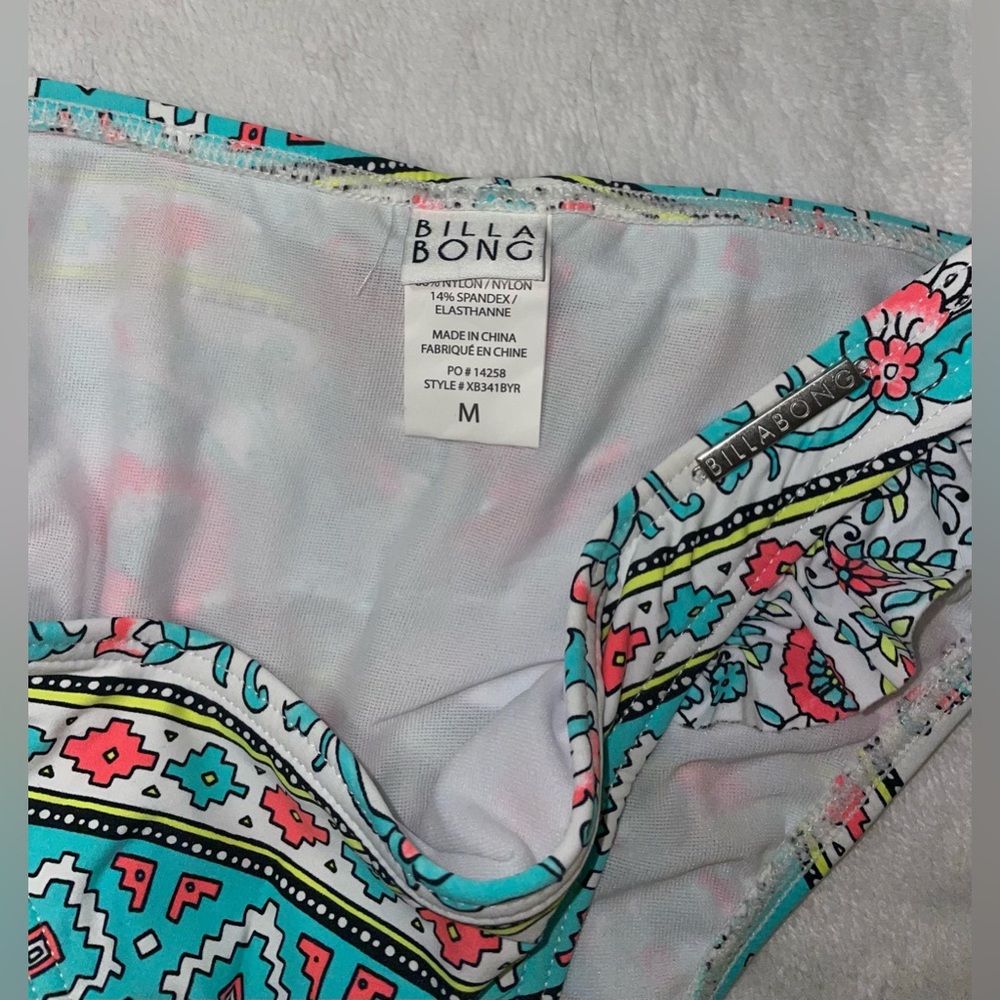 Billabong Bikini - Picture 3 of 6